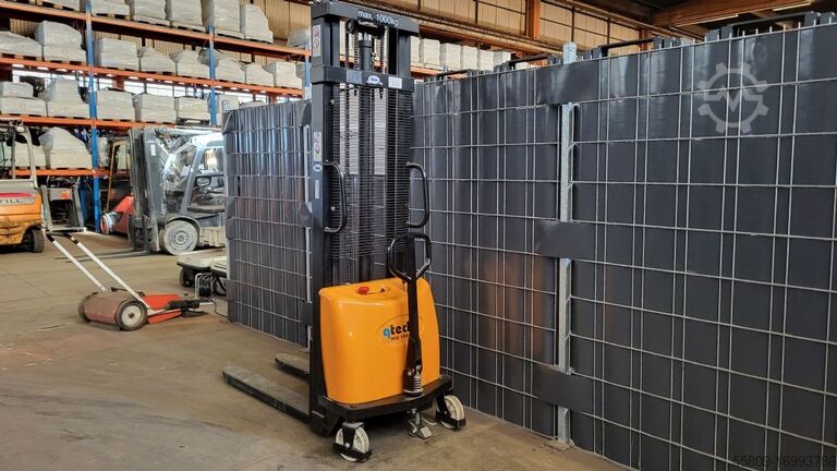 High Lift stacker qteck HSE 1000/3500 // integr. Ladegerät