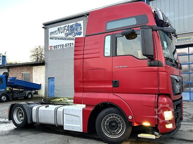 Standard tractor unit MAN 18.500