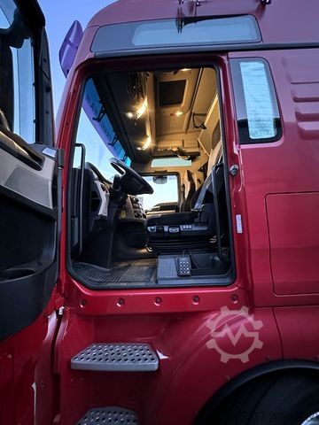 Standard tractor unit MAN 18.500