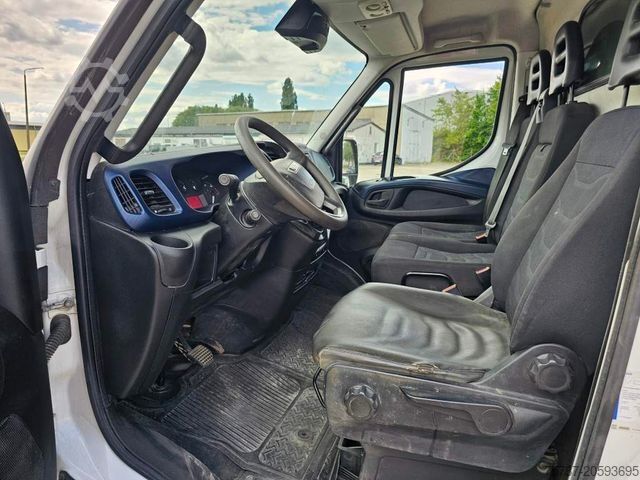 High top van IVECO 35S16 A8 V L, mittellang & hoch, kleiner Schaden