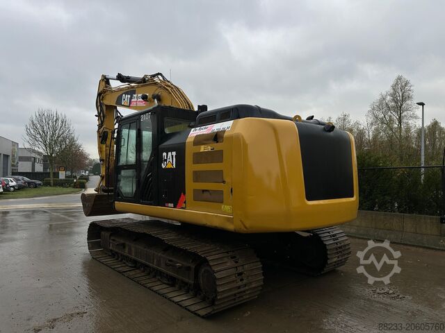 Crawler excavator CAT 320FL