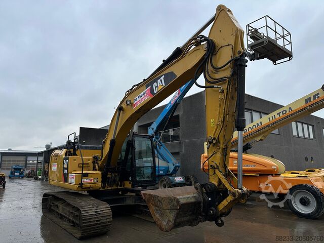 Crawler excavator CAT 320FL