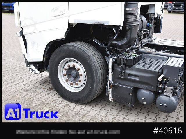 Truck chassis VOLVO FH 460 XL, Chassi Standklima,  beschädigt