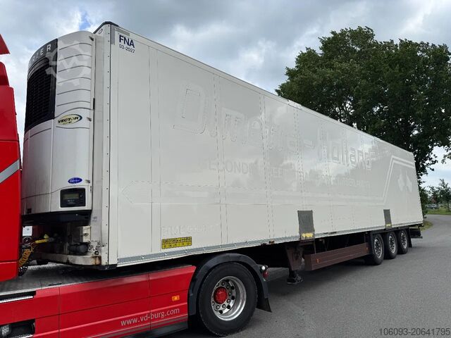 Refrigerated/frozen transport SCHMITZ CARGOBULL 3-ASS KOELOPLEGGER