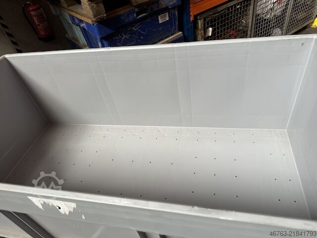 Euro stackable container in 1.19 m x 610 x 420 mm  