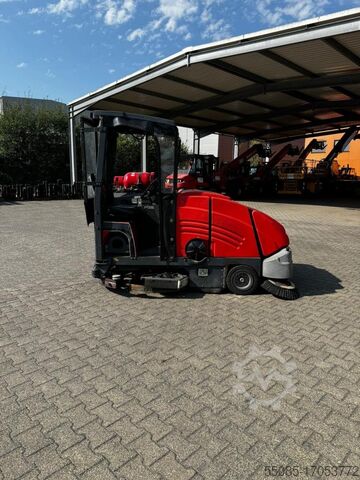 Sweepers and vacuum cleaning machine Hako 1800 KLPG