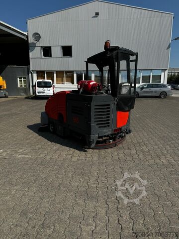 Kehrsaugmaschine Hako 1800 KLPG