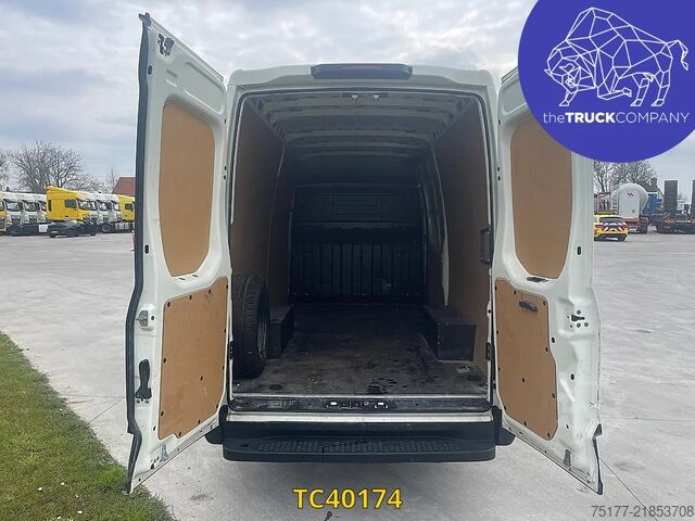 Panel van Iveco Daily 35S14V12