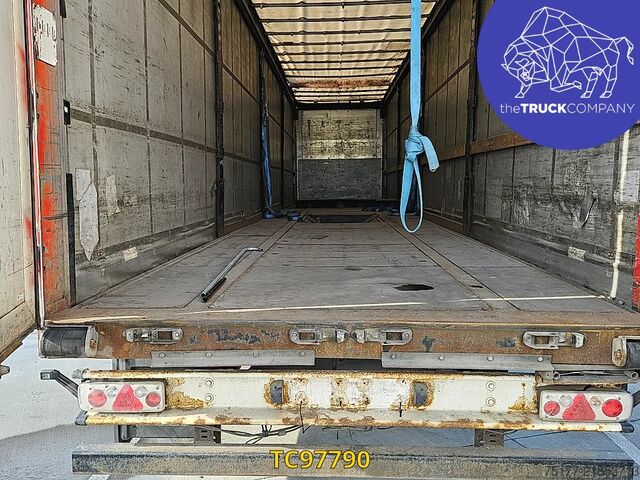 Sliding tarpaulins Kögel 