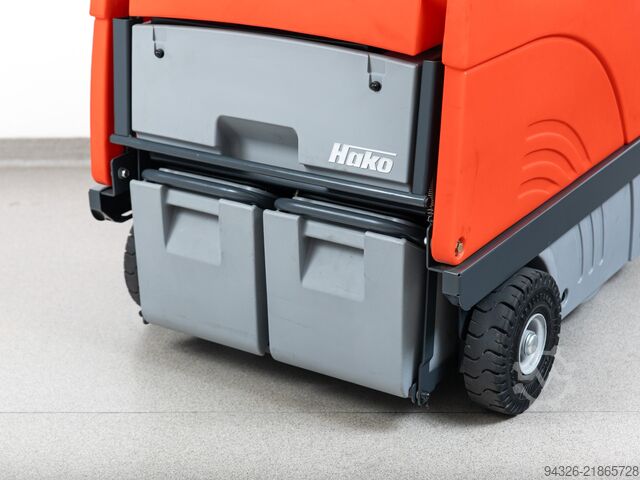 Hako Sweepmaster B900 R NEW BATTERIES Hako Sweepmaster B900 R - 2021y - 554h