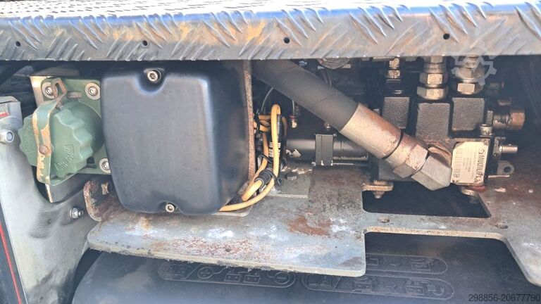 Lkw mit Hakengerät DAF XF 510 FAN