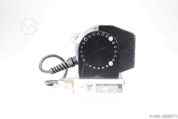 Turbomolecular pump with external frequency converter Leybold 800002V2237