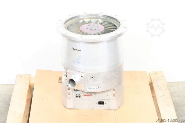 Turbomolecular pump Oerlikon Leybold Vacuum 800040V1444