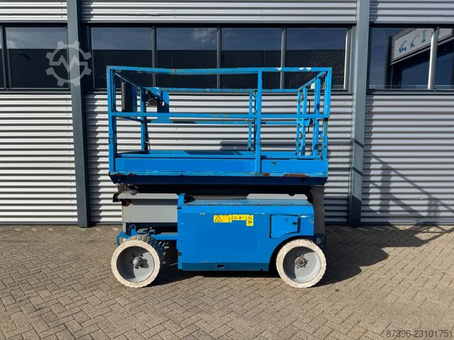 Genie GS3268 Hoogwerker Schaarhoogwerker Schaarlift (2008) Genie GS3268 Hoogwerker Schaarhoogwerker Schaarlift (...