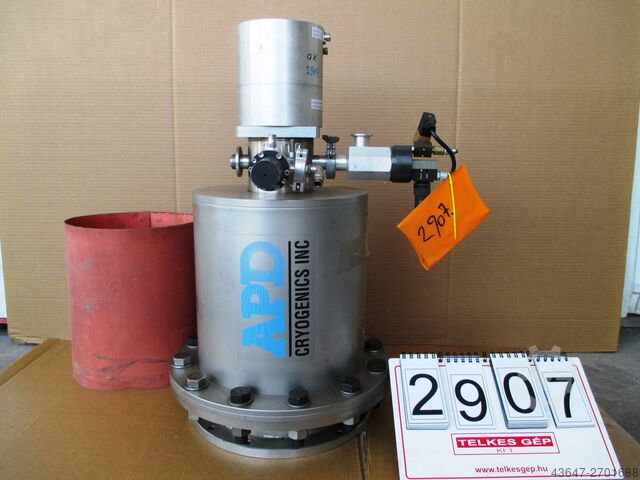 #2907 CRYO VACUUM PUMP APD 12 SC