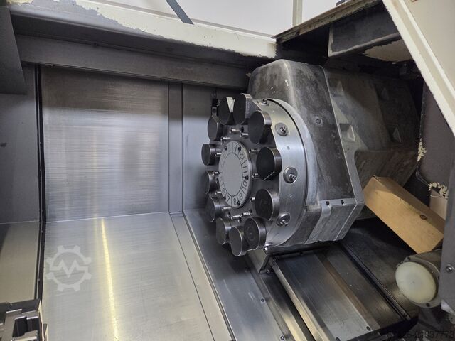 CNC lathe Okuma LB15II-M