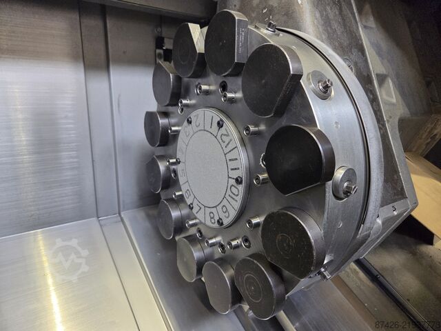 CNC lathe Okuma LB15II-M