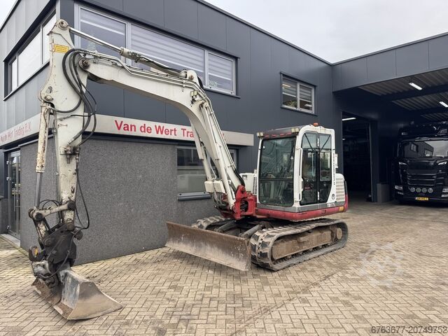 Takeuchi Graafmachine rups Takeuchi TB175 2008 Diesel inclusief 3 bakken TAKEUCHI TB175 Graafmachine Rups 2008 Yanmar Diesel inclusief 5 bakken + palletvork