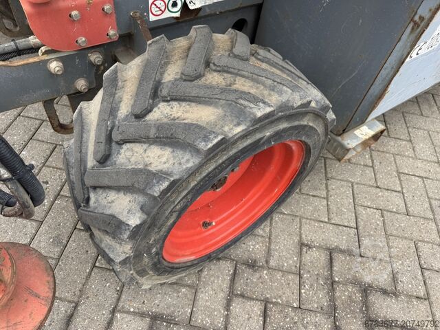 Skyjack SJ 6832RT Scherenarbeitsbühne / Schere / Arbeitsbühne 2015 4x4 Kubota Diesel 12m Arbeitshöhe SKYJACK SJ 6832RT Schaarhoogwerker / Scissor / Arbeitsbuhne 2015 4X4 Kubota Diesel 12M Werkhoogte