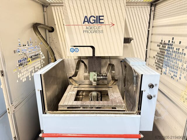 AGIE AGIECUT PROGRESS 2 Wire EDM Machine AGIE AGIECUT PROGRESS 2