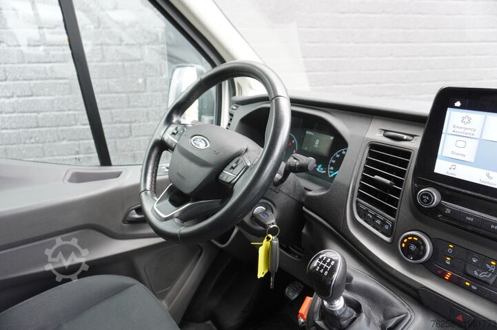 Delivery van Ford Transit 2.0 TDCI 130PK L2H2 EURO 6 - Airco - Na...