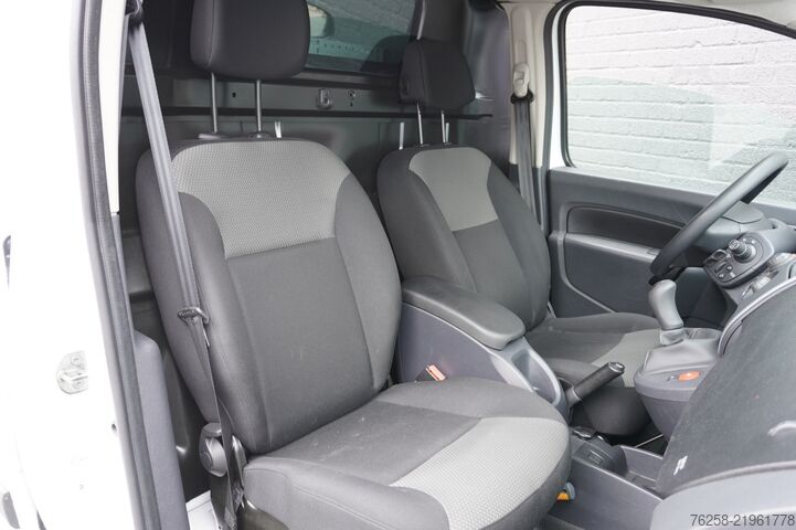 Panel van Renault Kangoo 1.5 dCi EURO 6 - Airco - Cruise - PDC - ...
