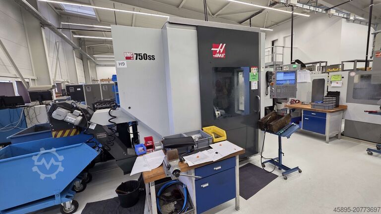 Bearbeitungszentrum - Universal HAAS UMC 750 SS