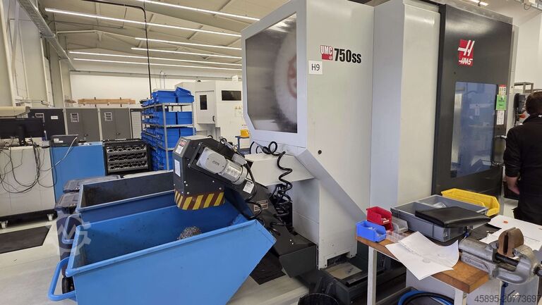 Bearbeitungszentrum - Universal HAAS UMC 750 SS
