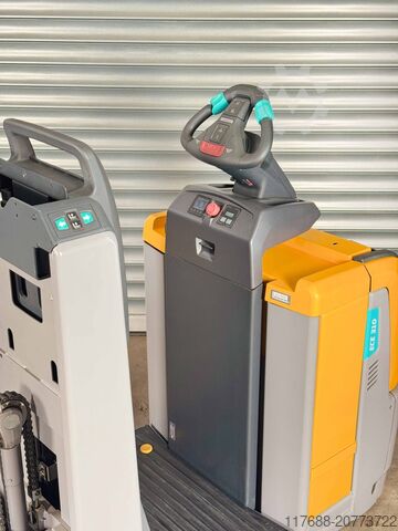 Horizontal-Kommissionierer Jungheinrich ECE 310HP - Service Neu nur 3447 Std. Batterie 82%