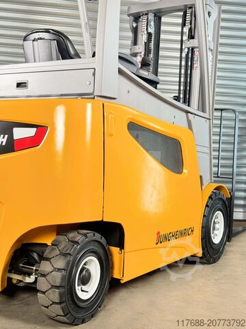 Elektro 4-Rad Jungheinrich EFG S30s - Service Neu - nur 5.391 Std. -Garantie
