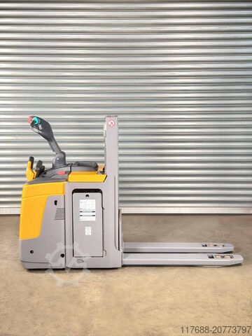 Hochhubwagen-Mitfahrer Jungheinrich ERD 220 drive PLUS - Service Neu - Batteire 83%