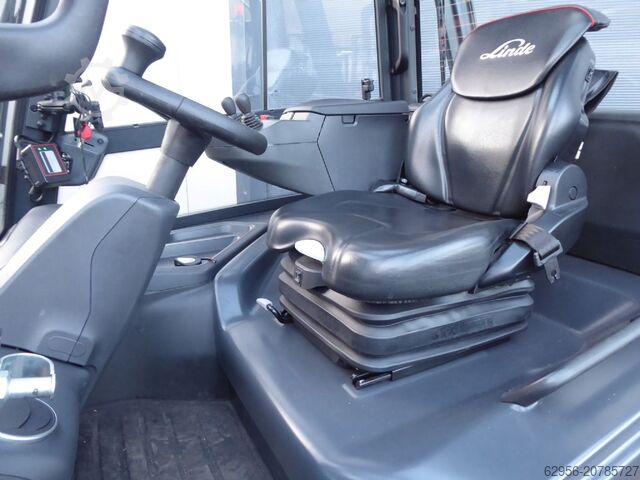 Elektro 4 Rad-Stapler Linde X50