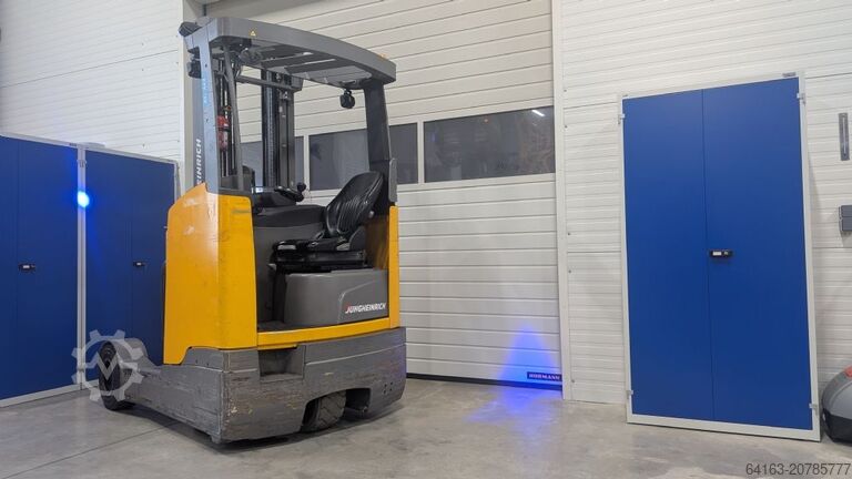 Schubmaststapler Jungheinrich ETV C16 E GE 115-620DZ