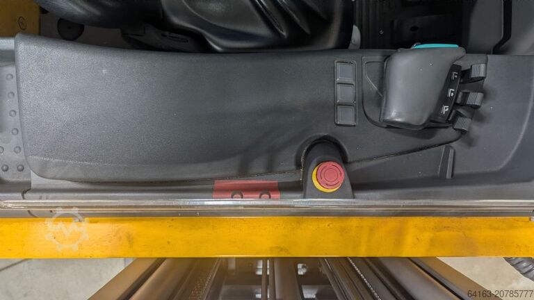 Schubmaststapler Jungheinrich ETV C16 E GE 115-620DZ