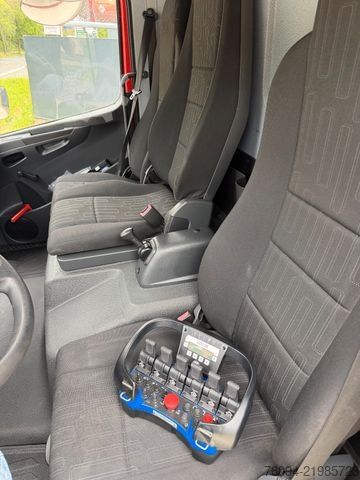 Transporter mit Kipper MERCEDES-BENZ Atego 818 Kipper KRAN Greifer FUNK AHK