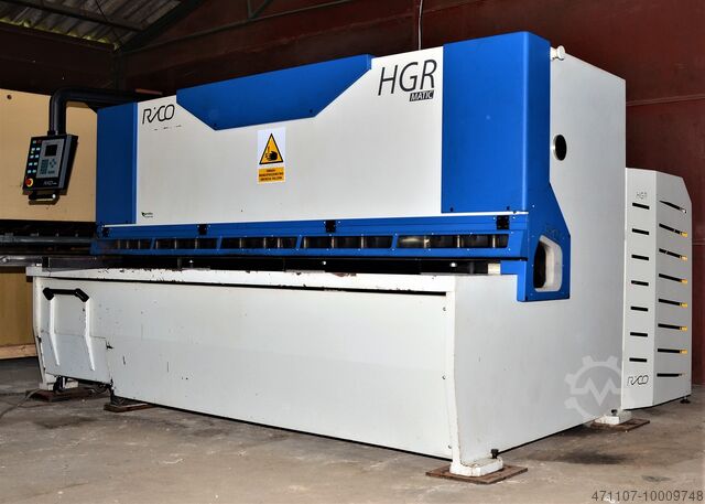 Shearing of the plate RICO HGR 310 MATIC