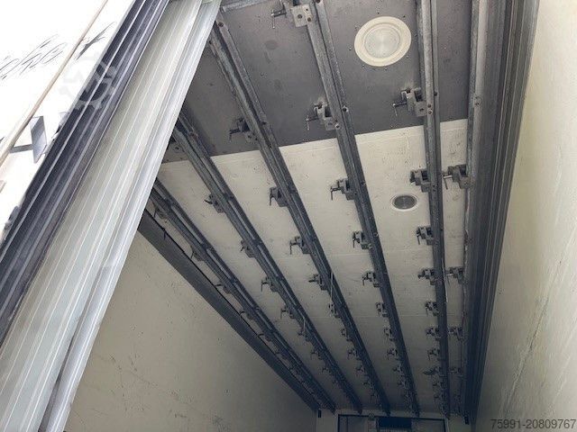 Kühlanhänger SCHMITZ CARGOBULL TK Anhänger Thermoking SL100 Rohrbahn Fleisch