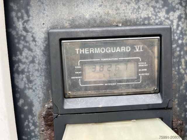 Kühlanhänger SCHMITZ CARGOBULL TK Anhänger Thermoking SL100 Rohrbahn Fleisch