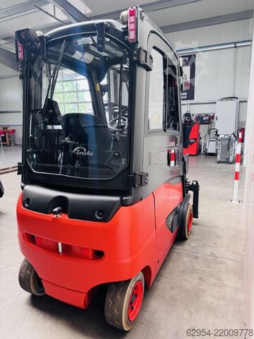 Elektro 4 Rad-Stapler Linde E 20 PH-02 EVO Triplex Kabine ZVG STVO