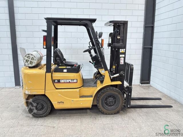 Forklift Caterpillar GP 25 K