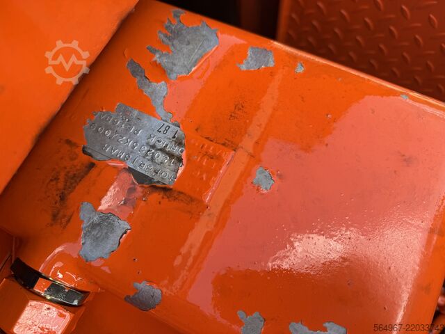 Single drum roller Hamm 2411 SD Walzenzug 6 Zylinder Deutz