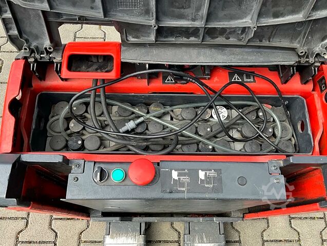 Manual pallet jack Linde T 16L