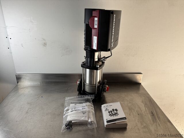 Vertikale mehrstufige Pumpe Grundfos CRNE1-9