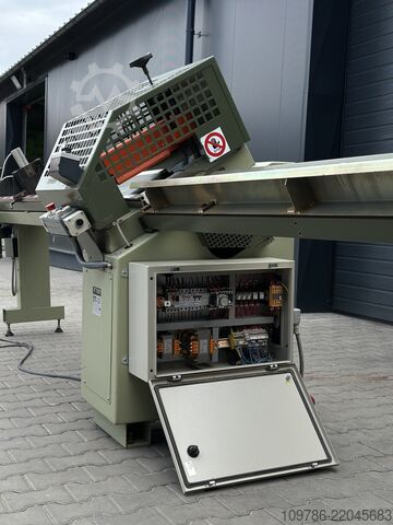 OMGA T720 crosscut saw with conveyor belt OMGA T720