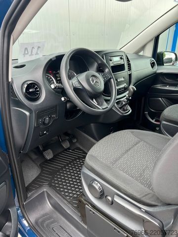Panel van MERCEDES-BENZ Vito 114 LANG KLIMA TEMPOMAT SCHRÄNKE/REGALE AHK