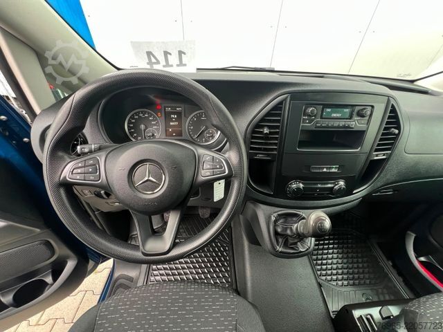 Panel van MERCEDES-BENZ Vito 114 LANG KLIMA TEMPOMAT SCHRÄNKE/REGALE AHK