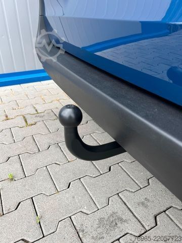 Panel van MERCEDES-BENZ Vito 114 LANG KLIMA TEMPOMAT SCHRÄNKE/REGALE AHK