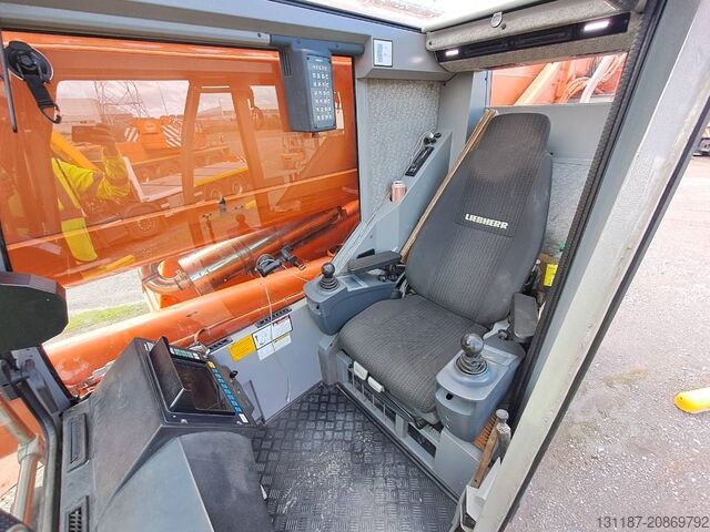 All terrain crane Liebherr LTM1095-5.1