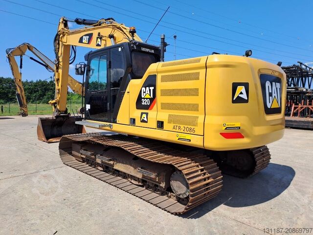 Crawler excavator CAT 320