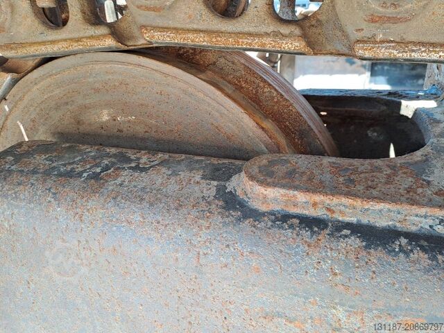 Crawler excavator CAT 320